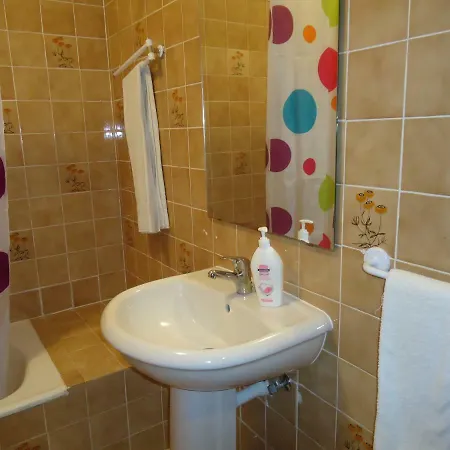 New Aquarium - Guest house